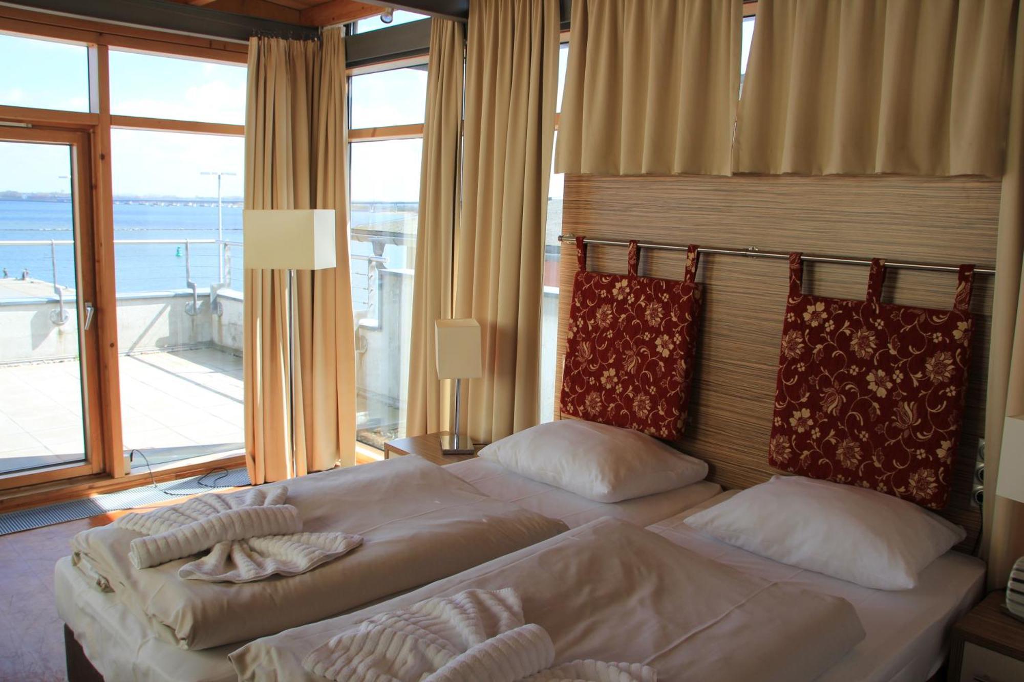 Hiddenseer Hotel Stralsund Dış mekan fotoğraf