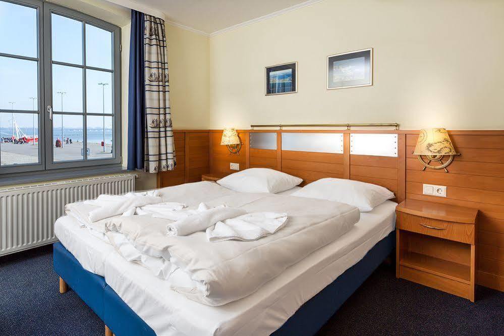 Hiddenseer Hotel Stralsund Dış mekan fotoğraf
