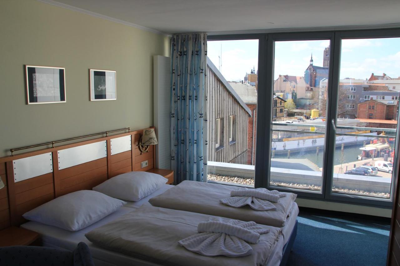 Hiddenseer Hotel Stralsund Oda fotoğraf